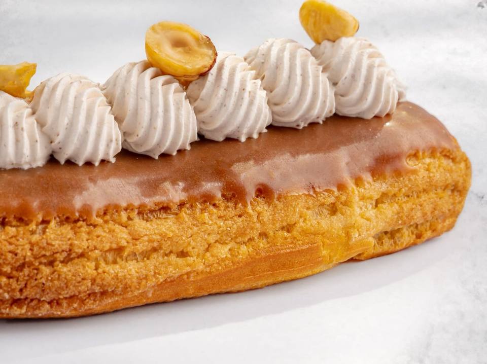 Eclaire Caramel, a closer view