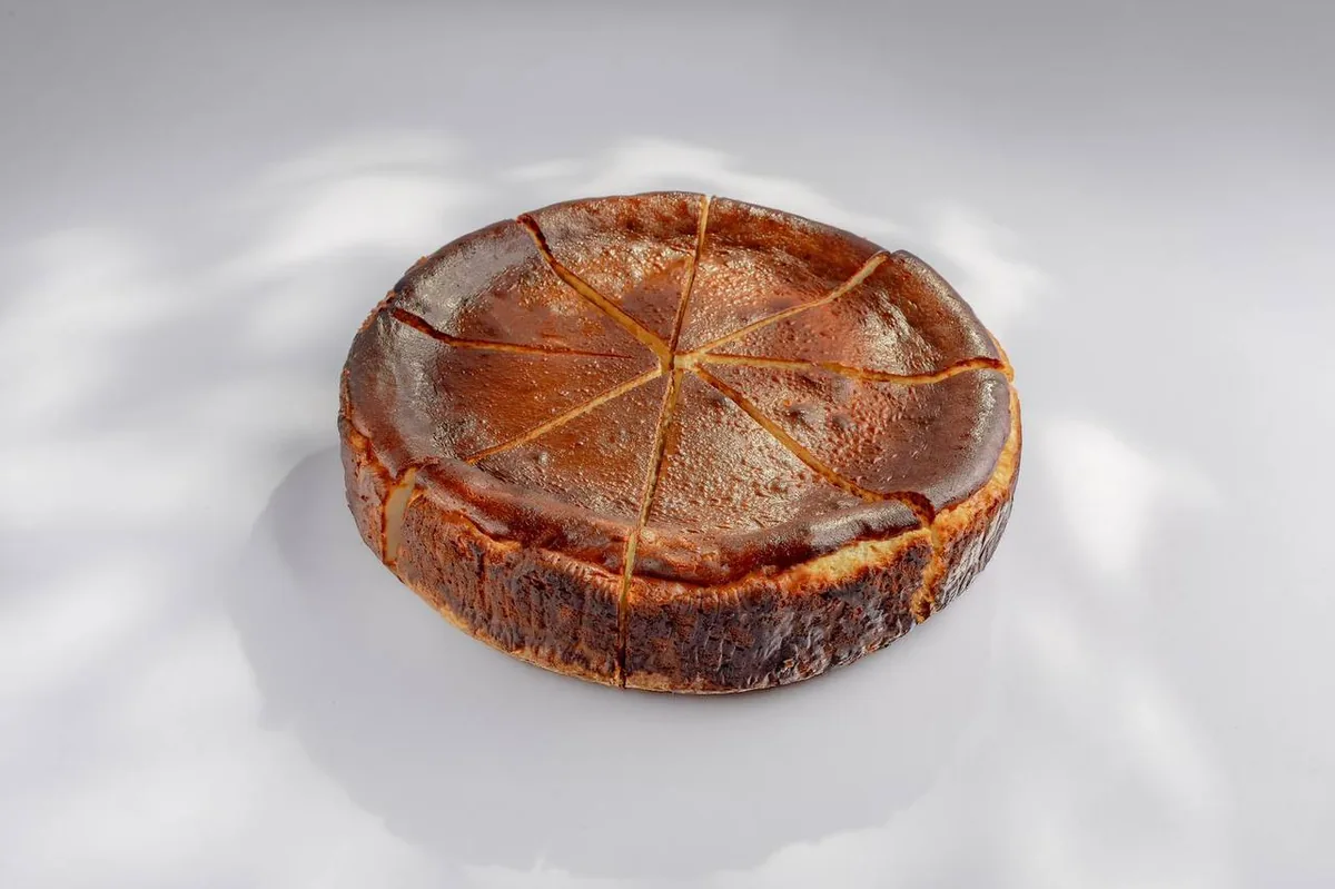 San Sebastien, a whole caramelised cheesecake, seen from above